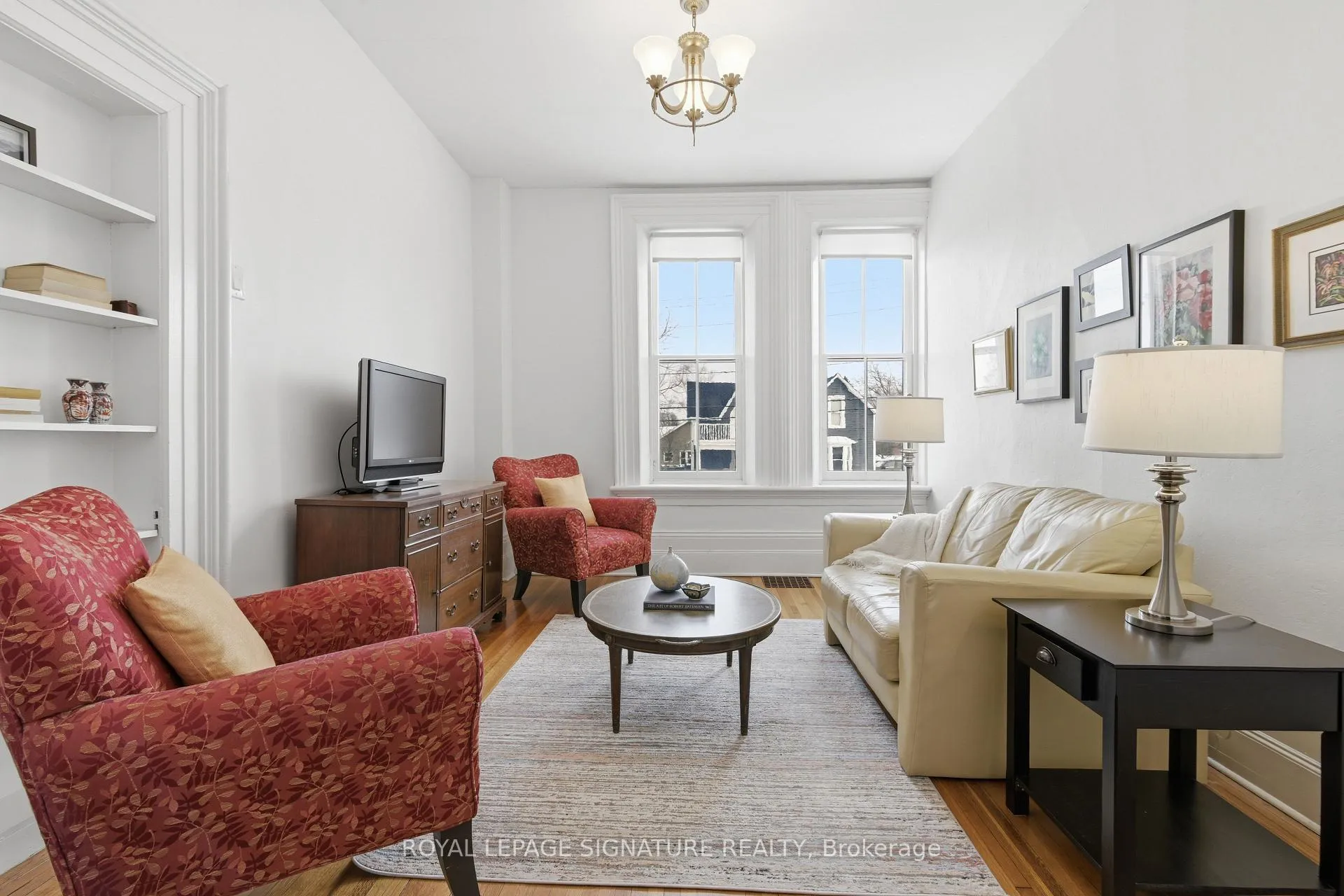 Photo 11 of 50 First Avenue, Uxbridge — HOMEH
