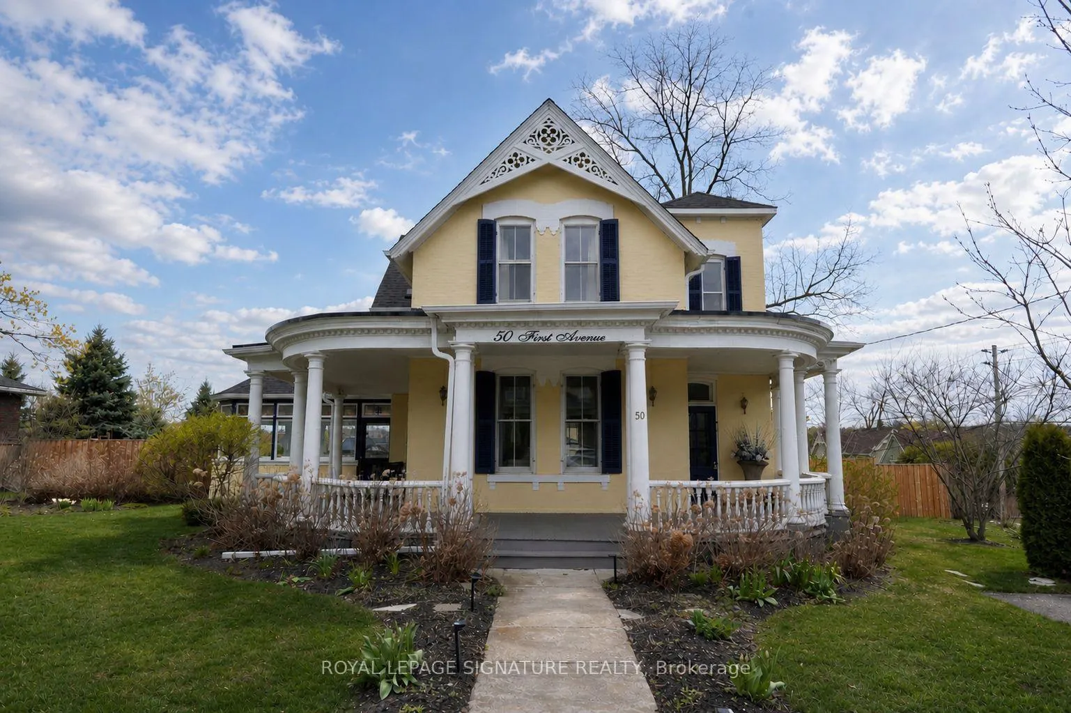 Photo 1 of 50 First Avenue, Uxbridge — HOMEH