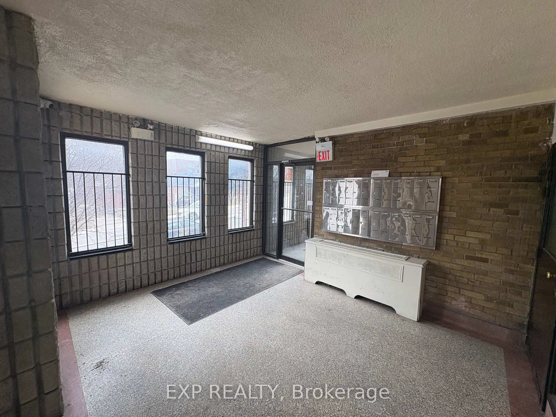 Photo 2 of Unit C5, 531 Caledonia Road, Toronto, Caledonia-Fairbank — HOMEH