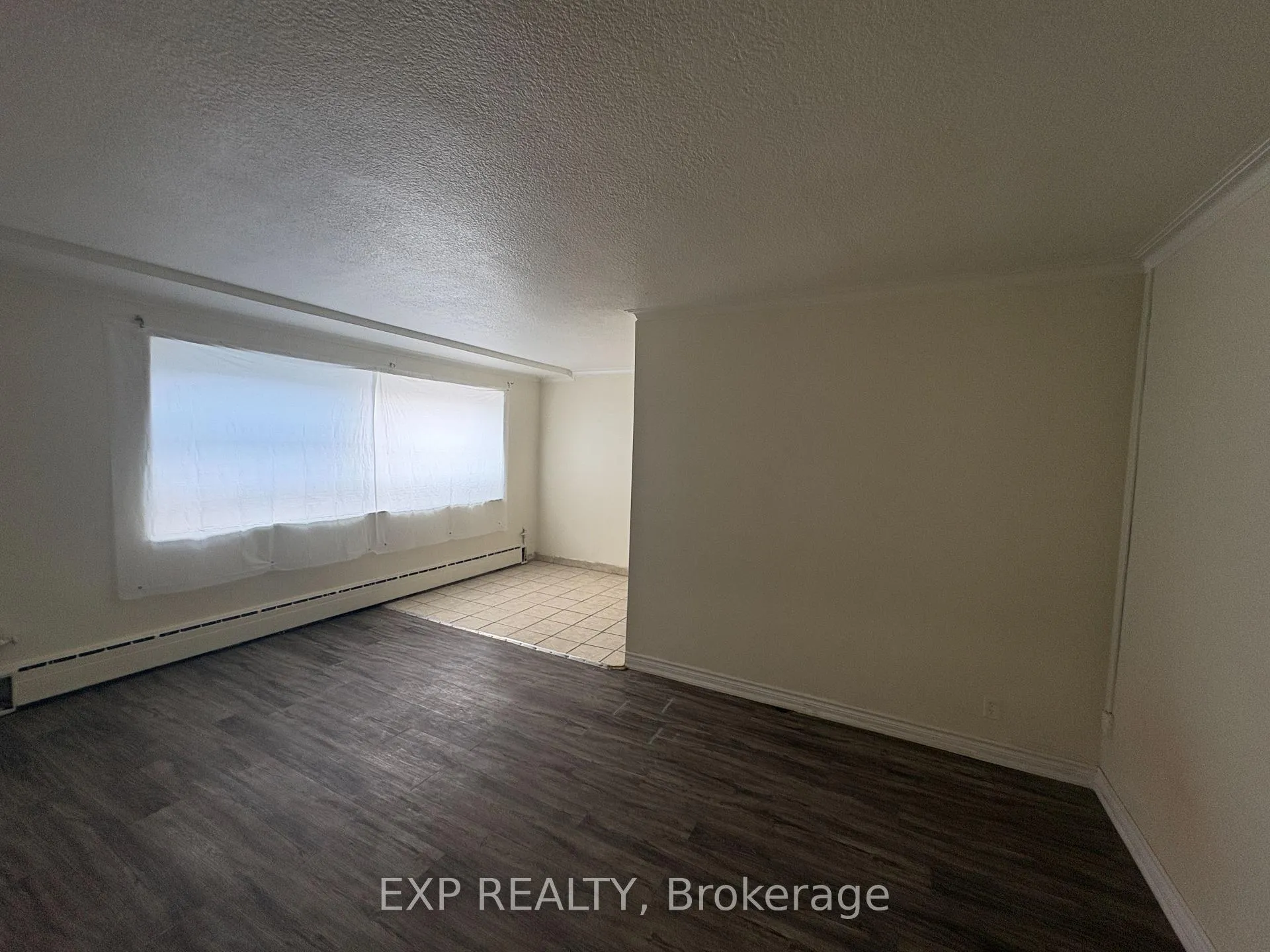 Photo 4 of Unit C5, 531 Caledonia Road, Toronto, Caledonia-Fairbank — HOMEH