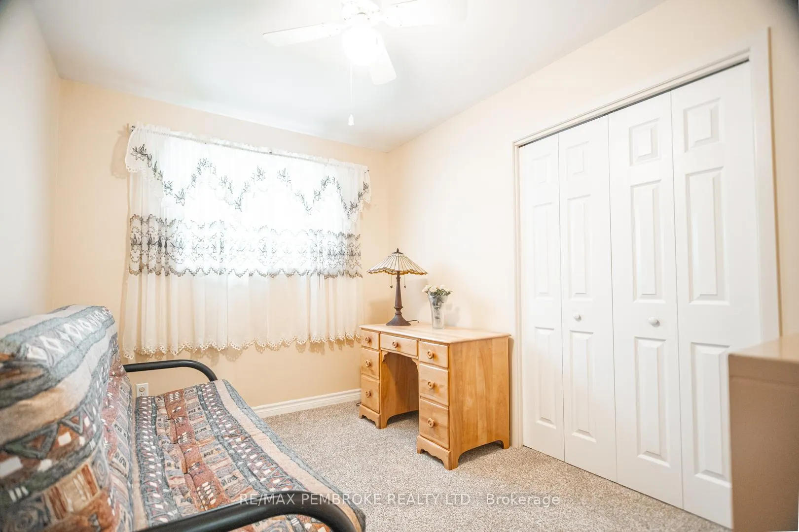 Photo 16 of 29 Lisa Crescent, Petawawa — HOMEH