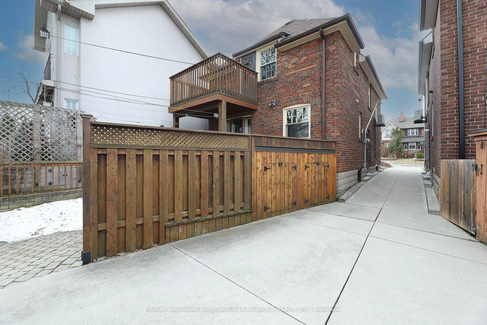 Photo 26 of 93 Donegall Drive, Toronto, Leaside — HOMEH
