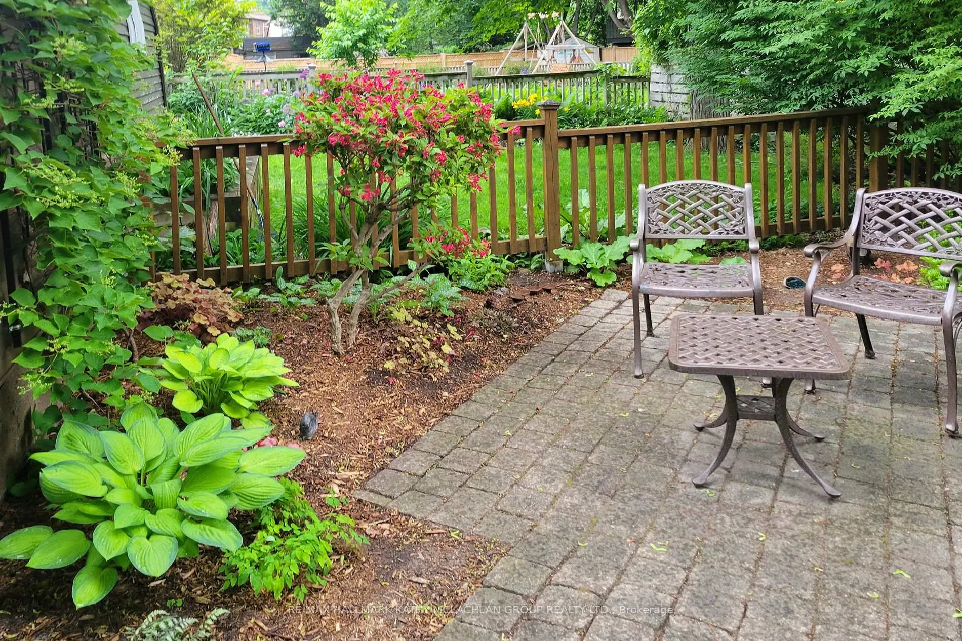 Photo 31 of 93 Donegall Drive, Toronto, Leaside — HOMEH