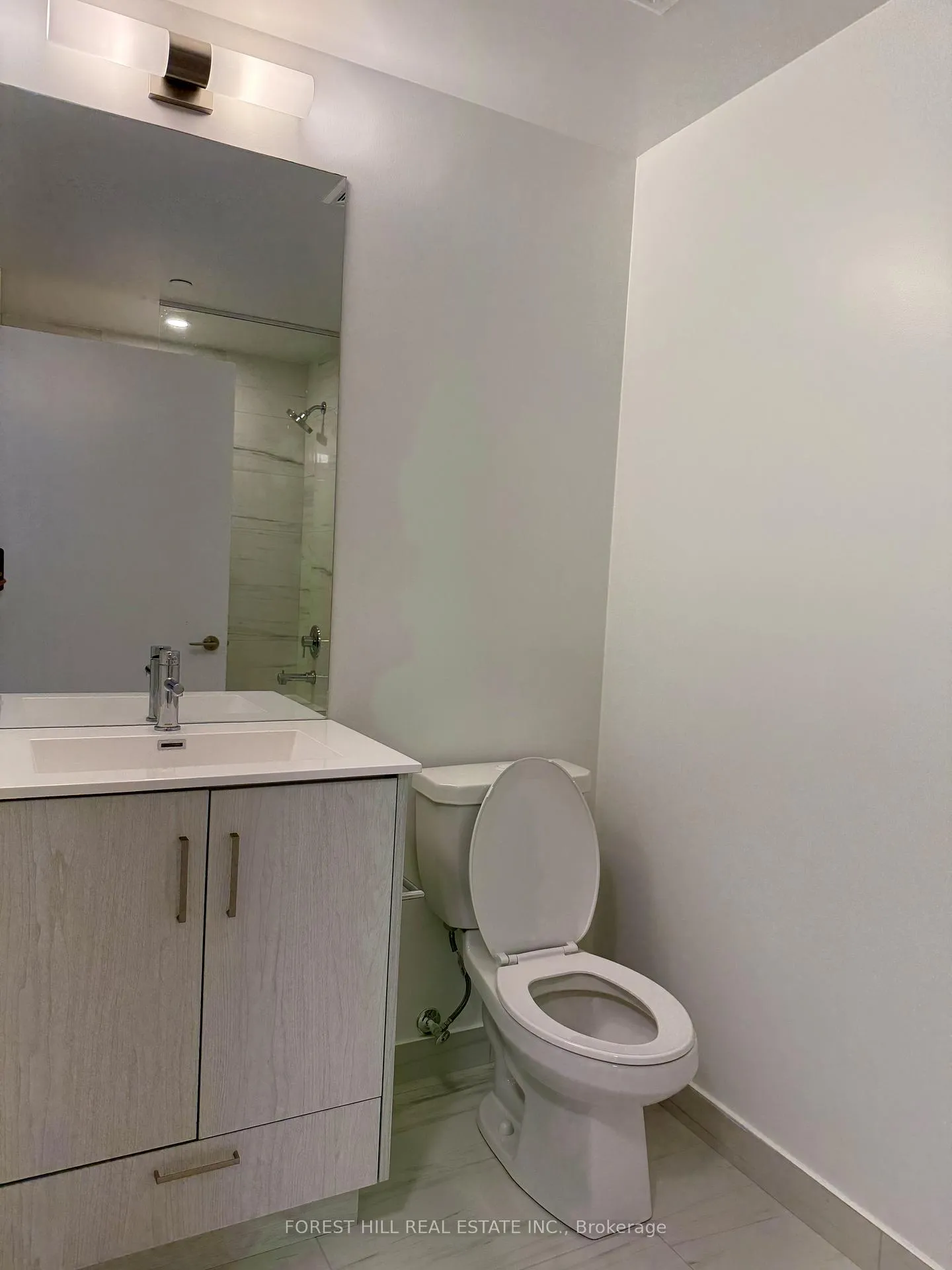 Photo 5 of Unit 1015, 180 Front Street E, Toronto, Moss Park — HOMEH