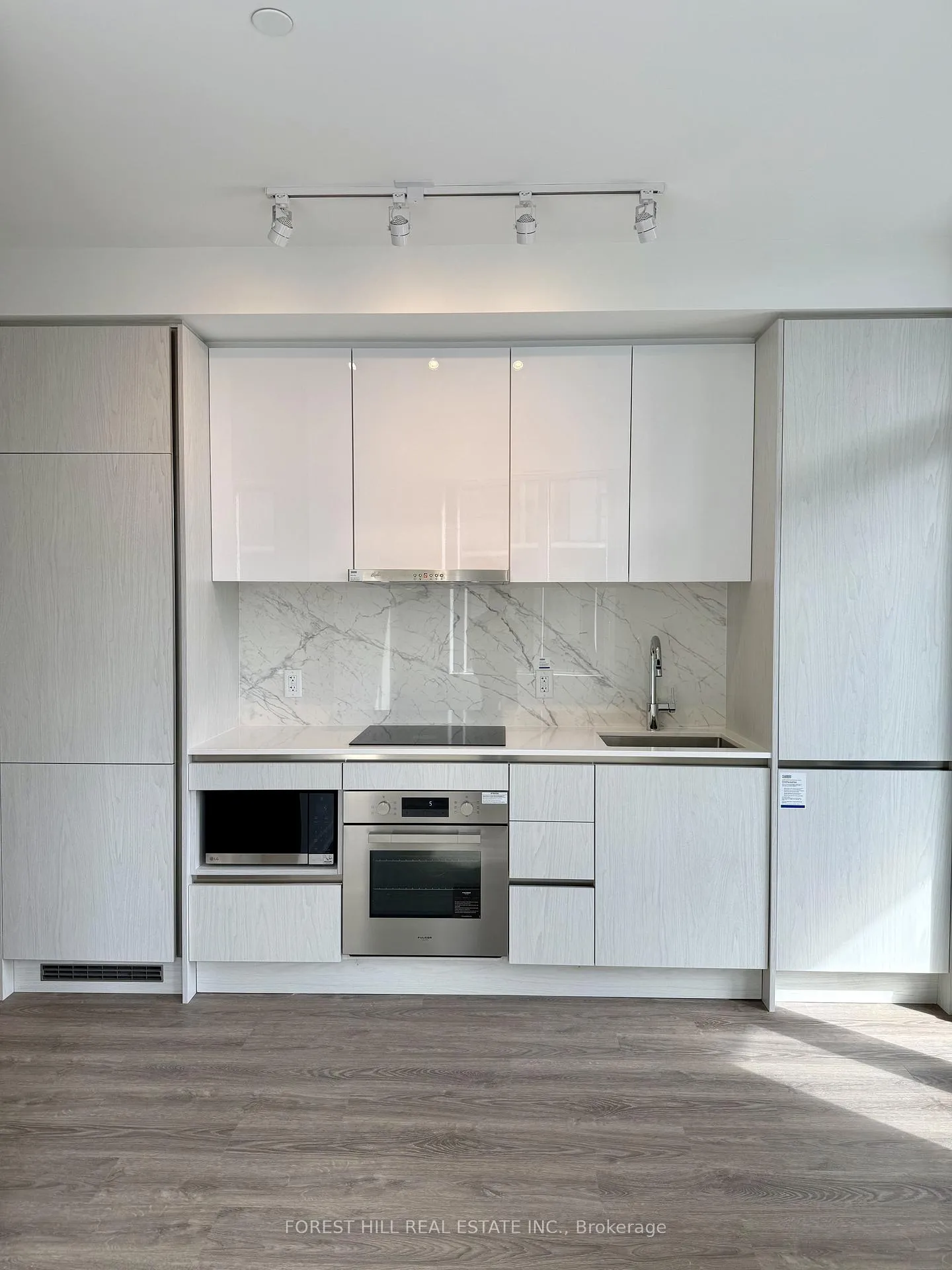 Photo 8 of Unit 1015, 180 Front Street E, Toronto, Moss Park — HOMEH