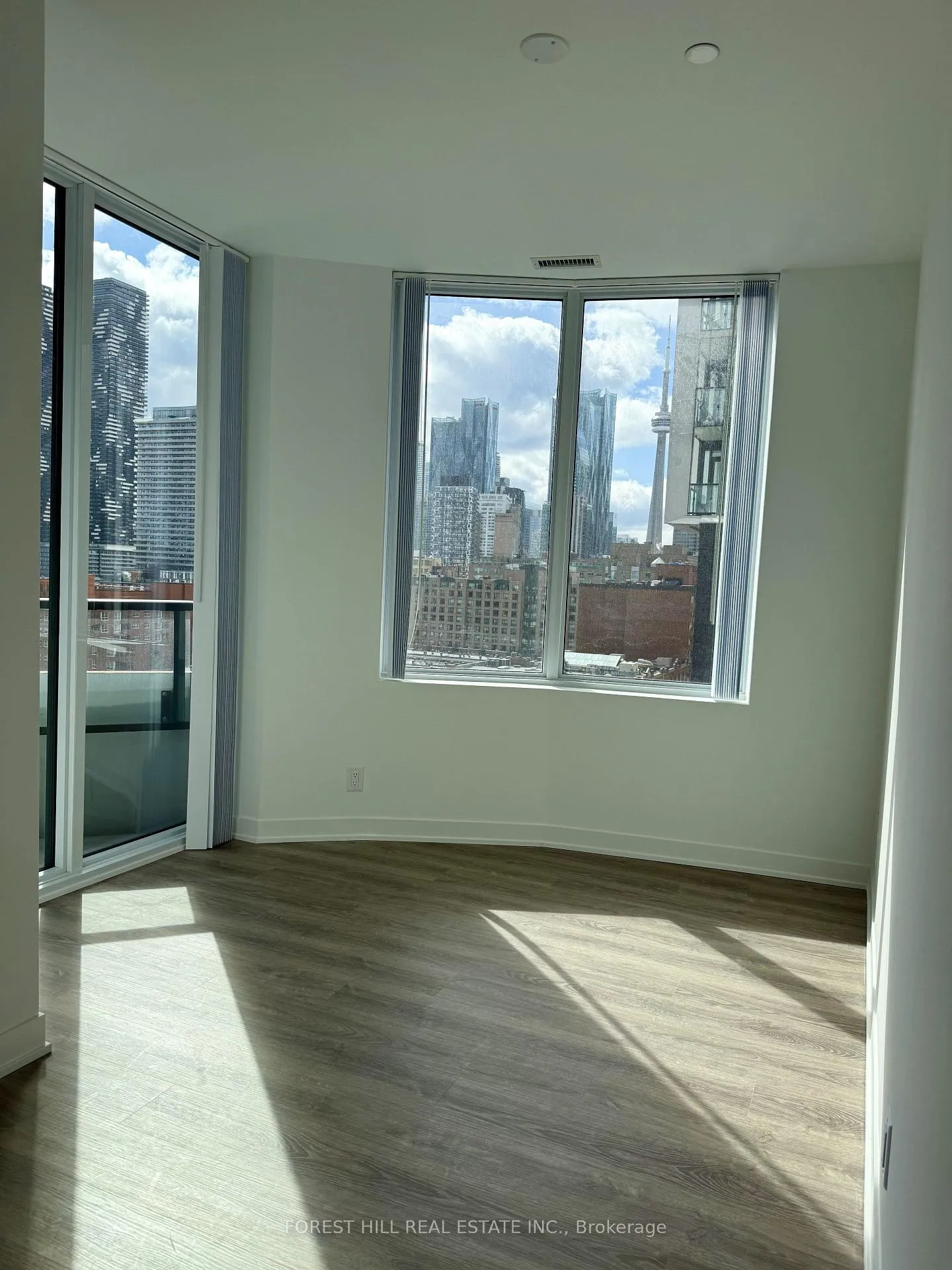 Photo 9 of Unit 1015, 180 Front Street E, Toronto, Moss Park — HOMEH