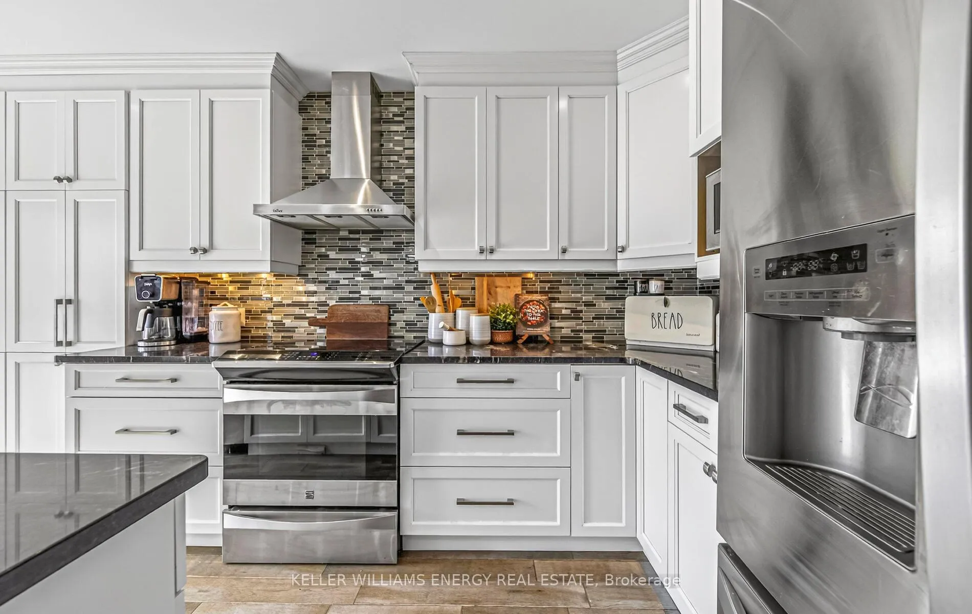 Photo 26 of 98 Havenwood Place, Whitby, Port Whitby — HOMEH