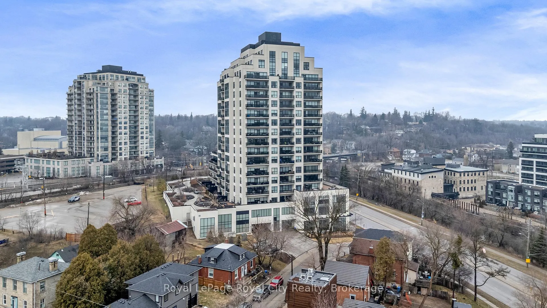 Front of Unit 603, 150 Wellington Street E