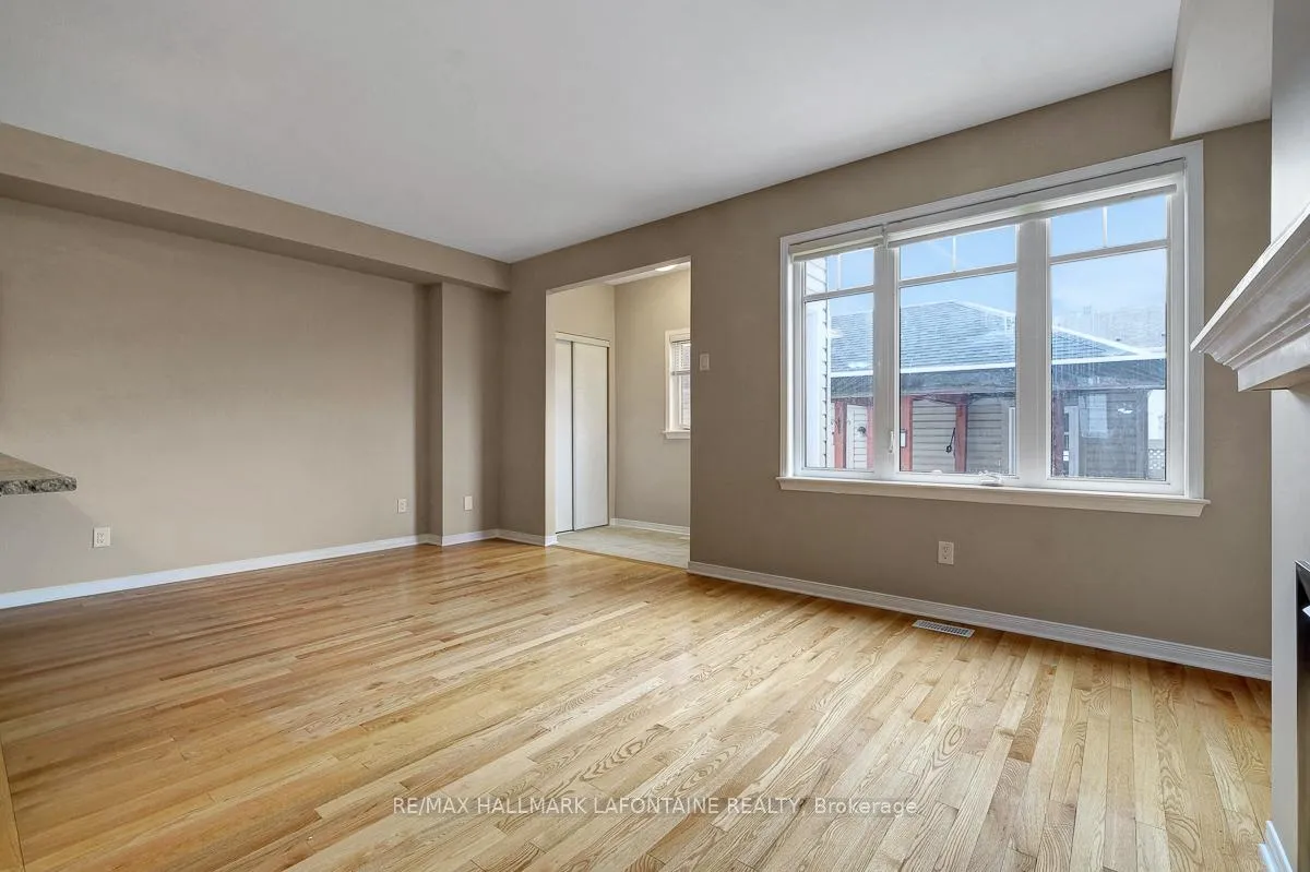 Photo 8 of 381 Sweetflag Street, Ottawa, Barrhaven - Longfields — HOMEH