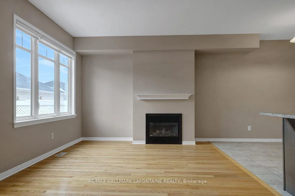 Photo 10 of 381 Sweetflag Street, Ottawa, Barrhaven - Longfields — HOMEH