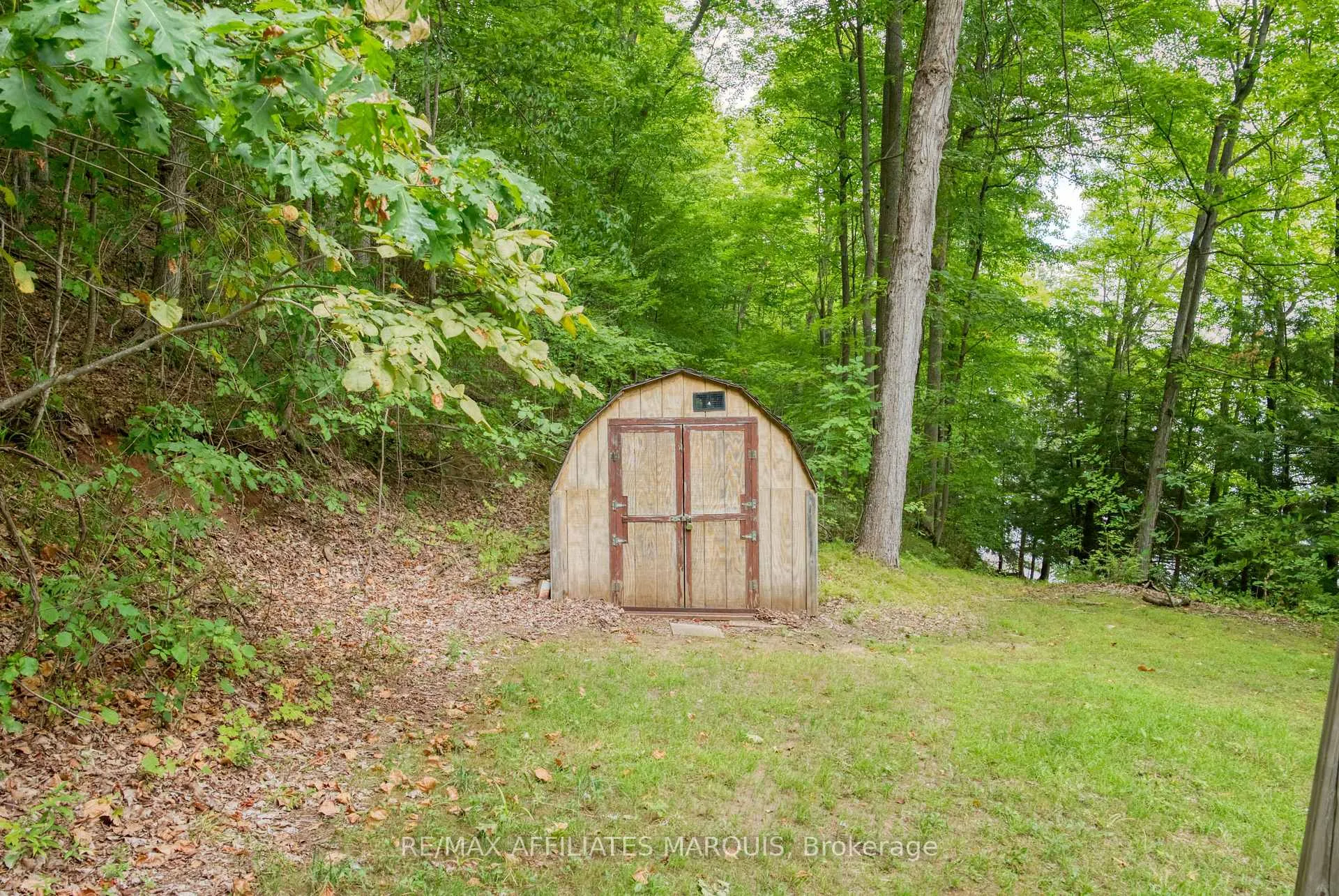 Photo 3 of 75 Demerling Lane S, Frontenac, Frontenac South — HOMEH