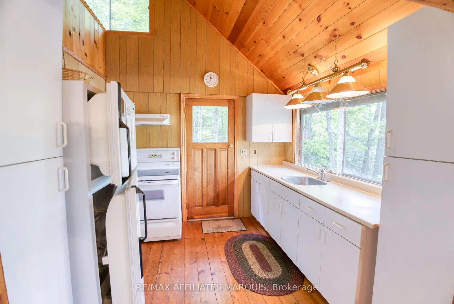 Photo 10 of 75 Demerling Lane S, Frontenac, Frontenac South — HOMEH