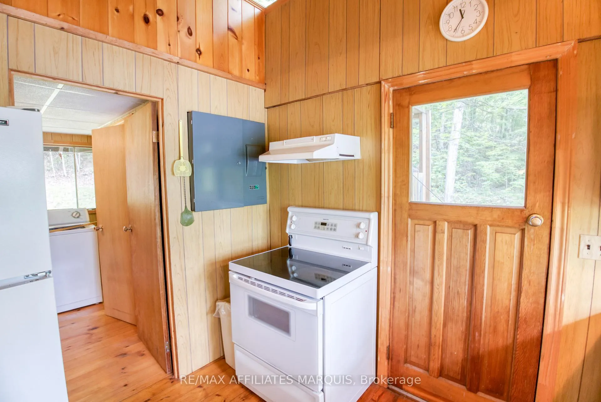 Photo 12 of 75 Demerling Lane S, Frontenac, Frontenac South — HOMEH