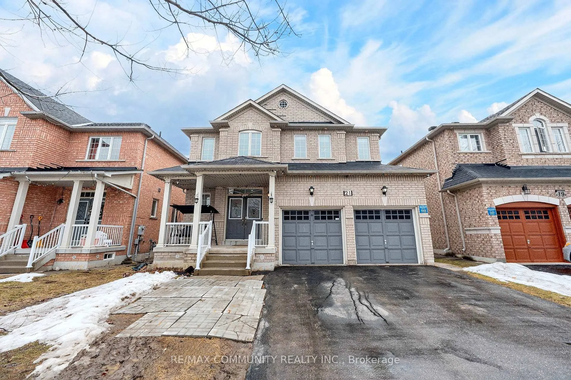 Photo 1 of 21 Berger Avenue, Markham, Box Grove — HOMEH
