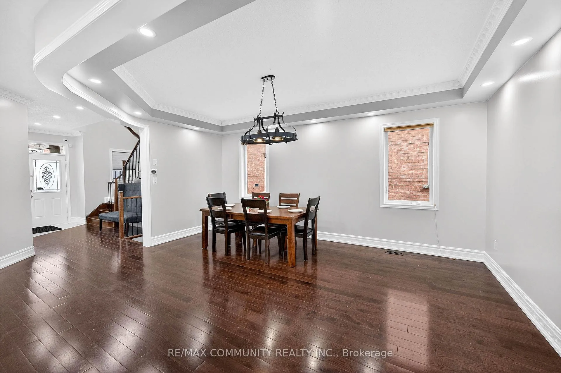 Photo 3 of 21 Berger Avenue, Markham, Box Grove — HOMEH