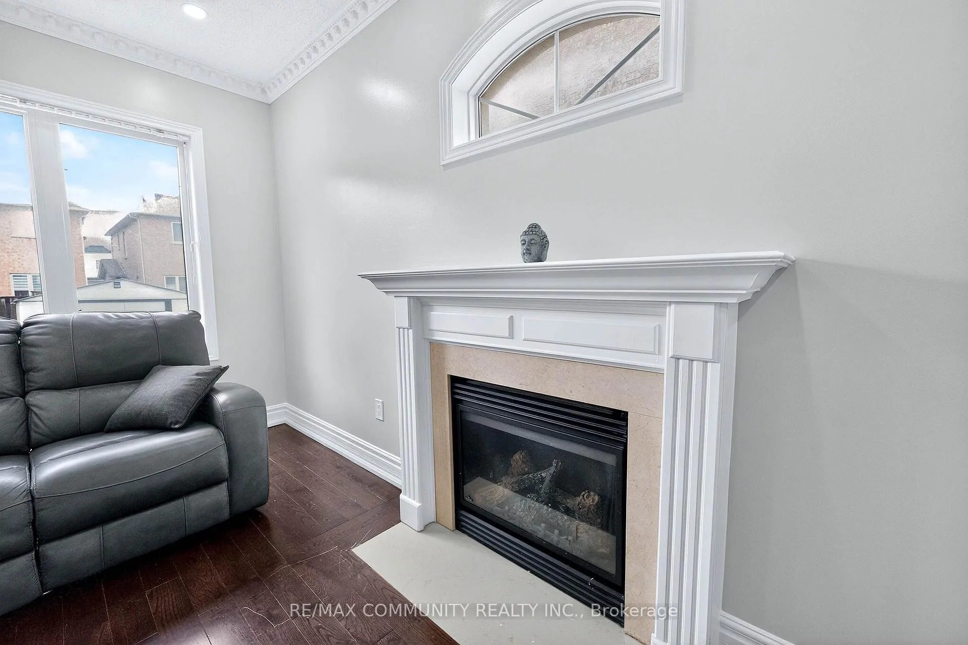 Photo 6 of 21 Berger Avenue, Markham, Box Grove — HOMEH