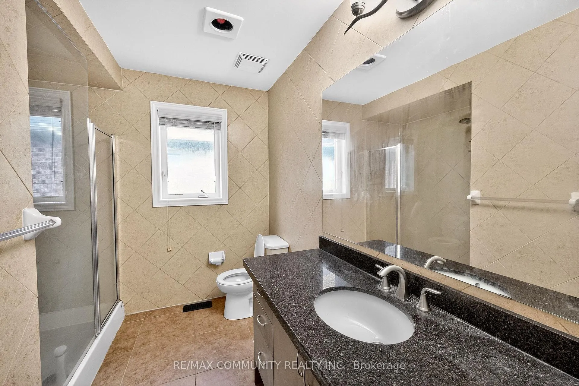 Photo 23 of 21 Berger Avenue, Markham, Box Grove — HOMEH