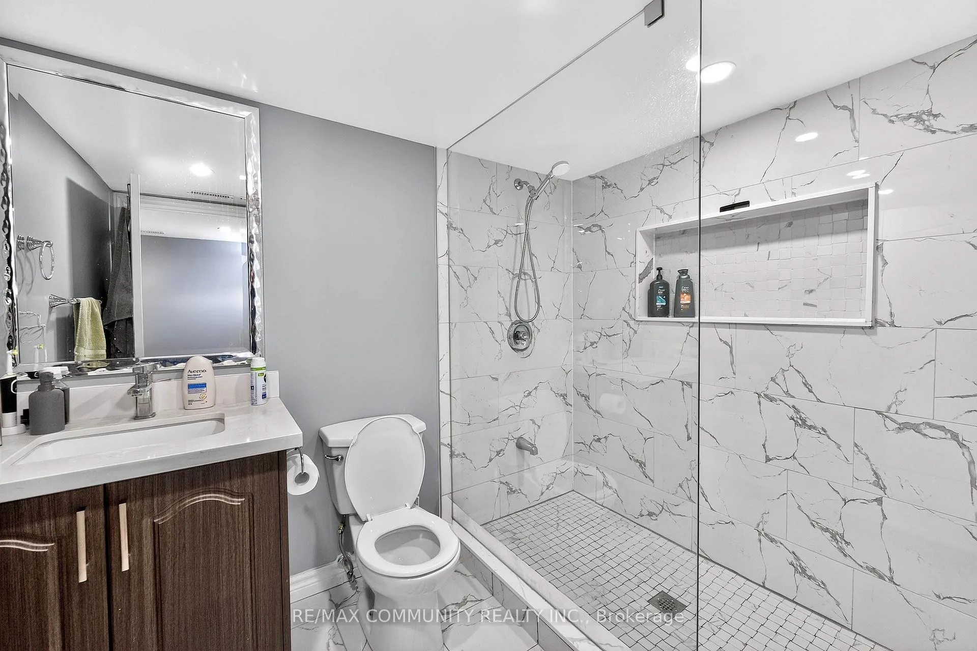 Photo 31 of 21 Berger Avenue, Markham, Box Grove — HOMEH