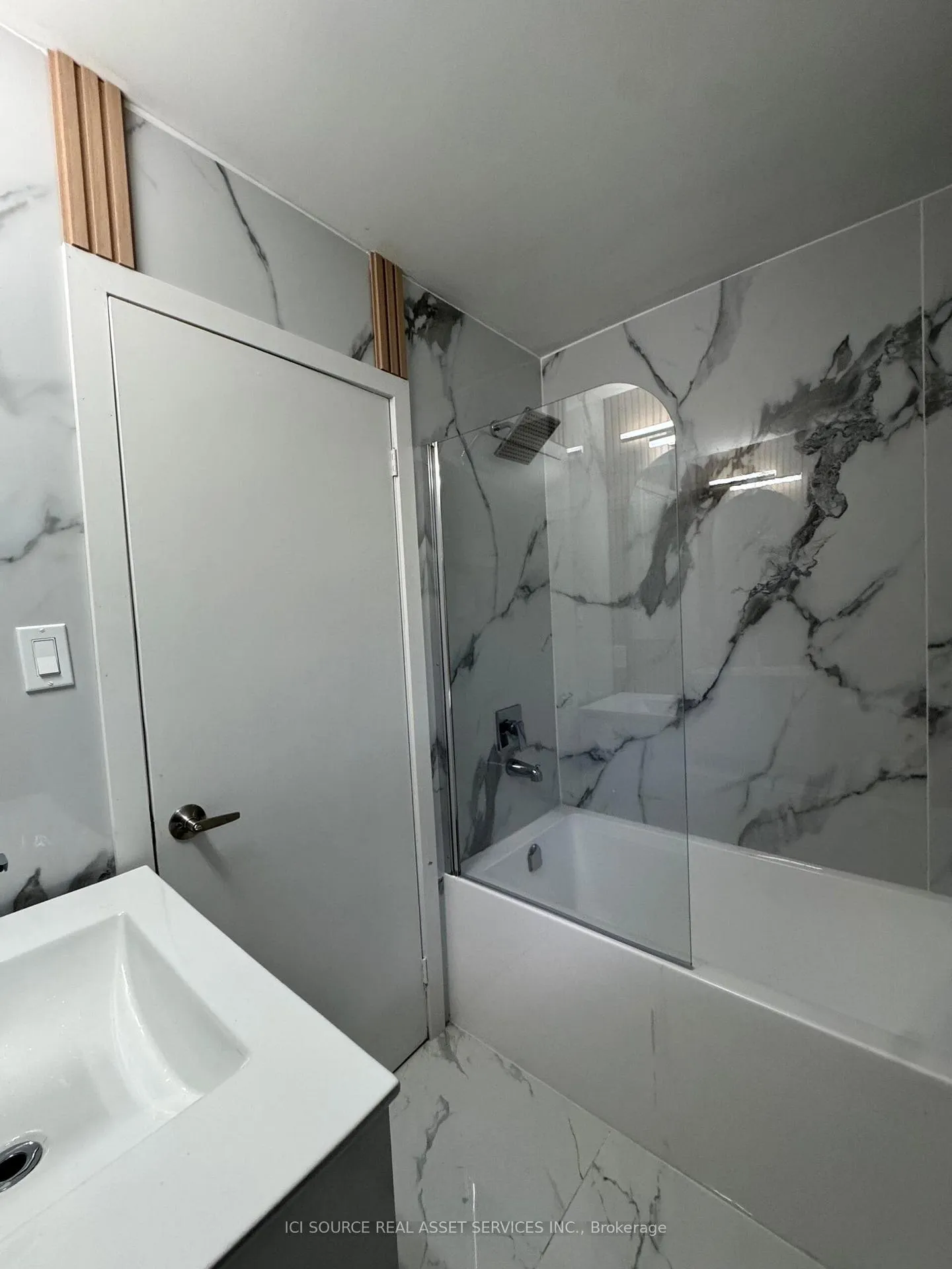 Photo 11 of Unit 10, 914 Mohawk Road E, Hamilton, Lisgar — HOMEH