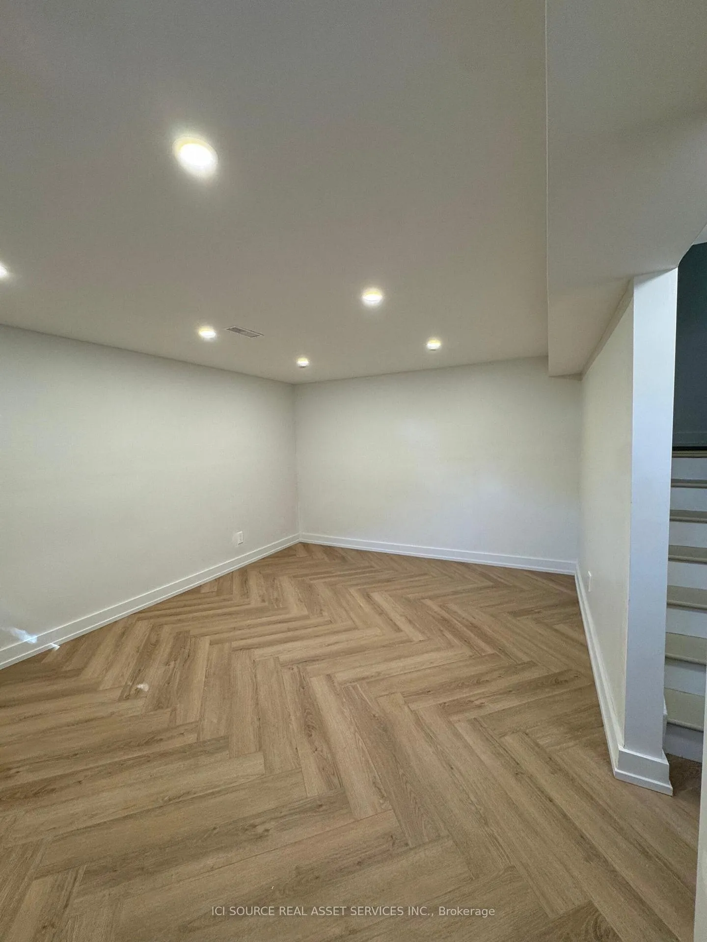 Photo 24 of Unit 10, 914 Mohawk Road E, Hamilton, Lisgar — HOMEH