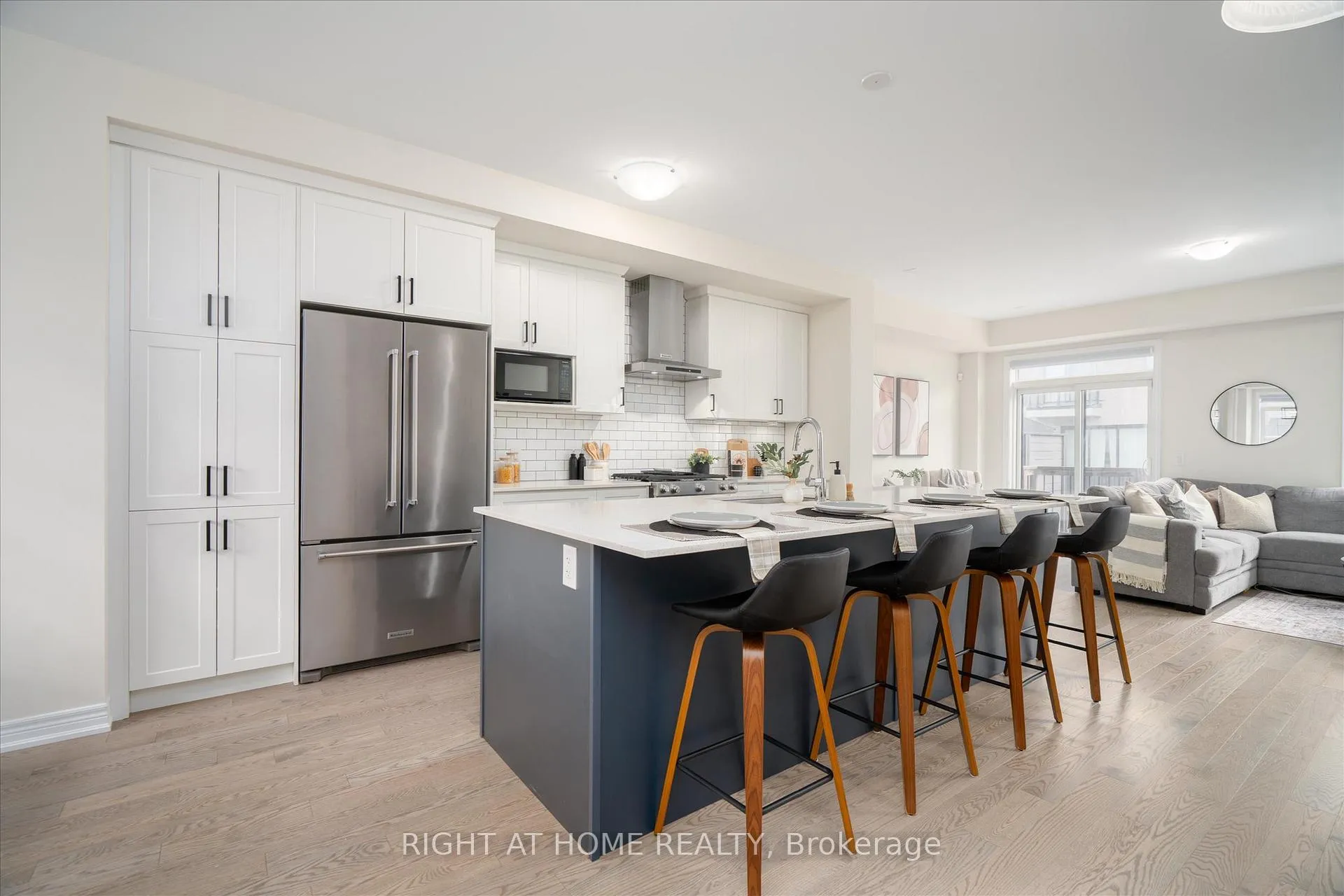 Photo 4 of 87 Dorian Drive, Whitby, Rural Whitby — HOMEH