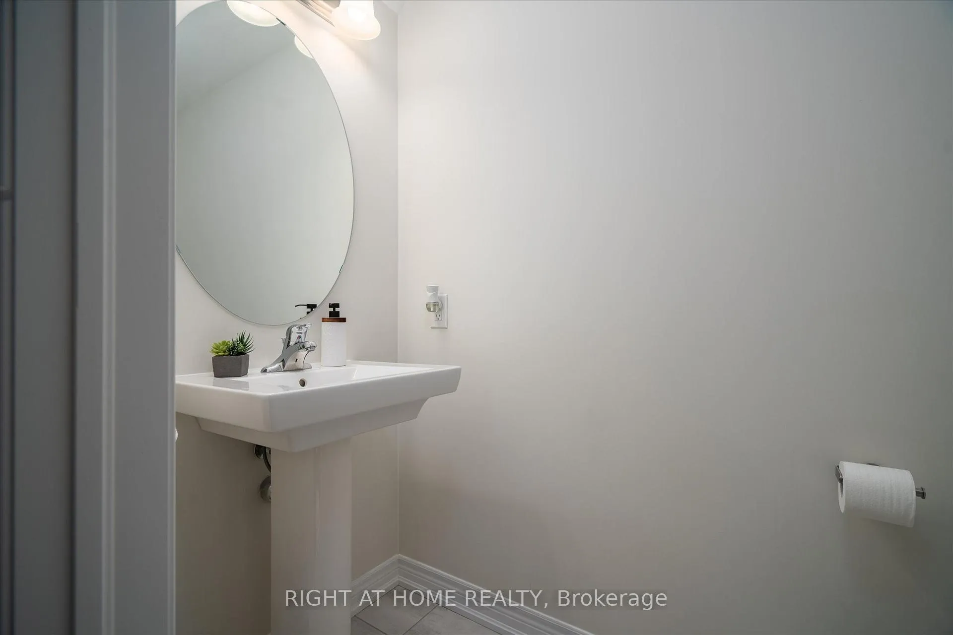 Photo 15 of 87 Dorian Drive, Whitby, Rural Whitby — HOMEH