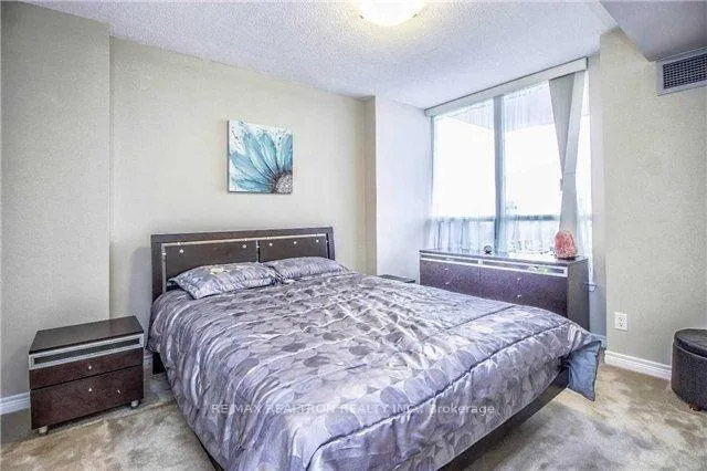 Photo 10 of Unit 1104, 15 North Park Road, Vaughan, Beverley Glen — HOMEH