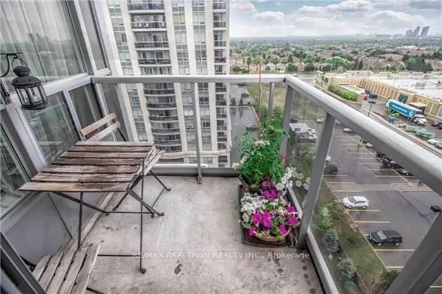 Photo 14 of Unit 1104, 15 North Park Road, Vaughan, Beverley Glen — HOMEH