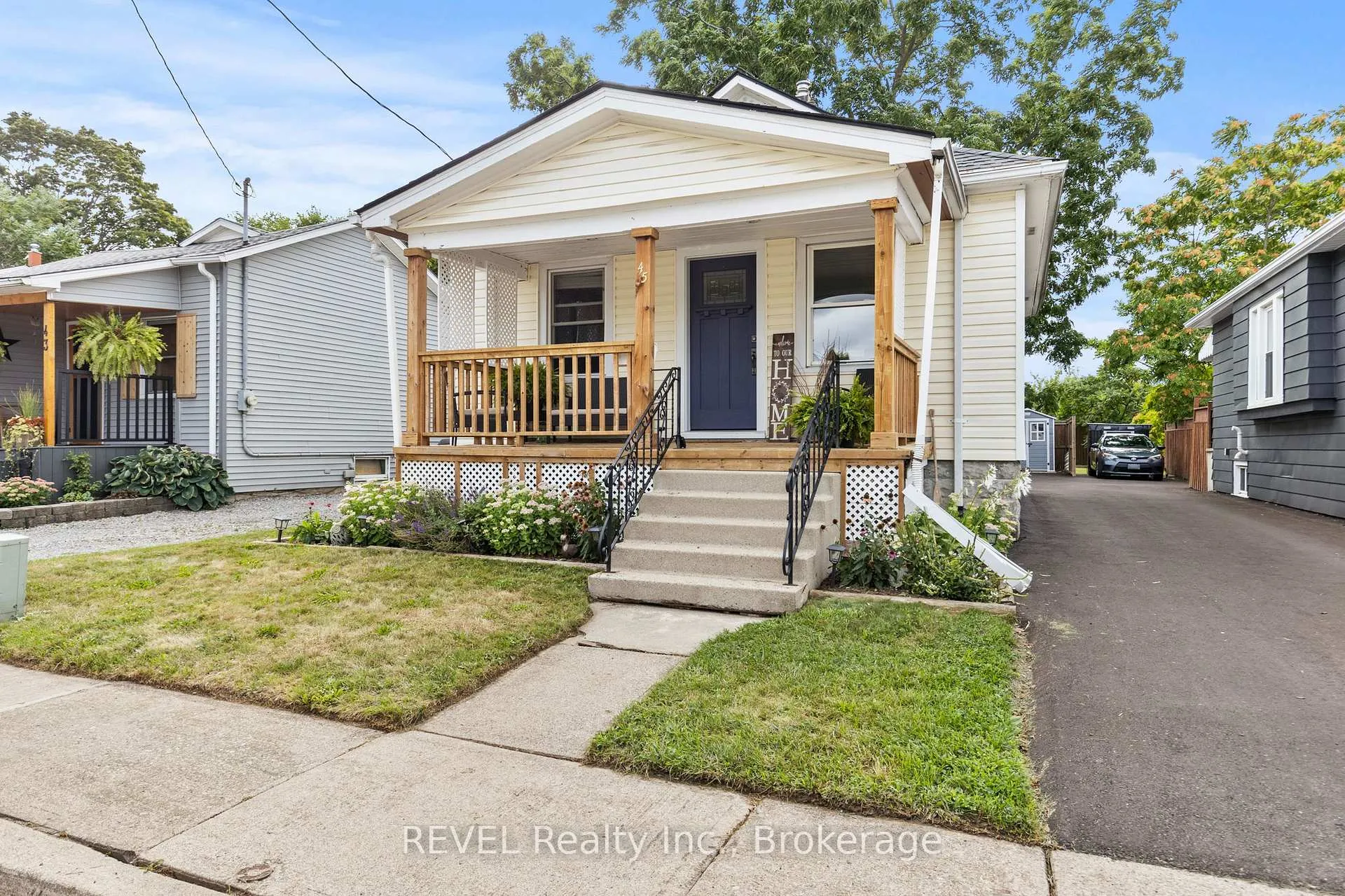 Photo 2 of 45 Mcghie Street, St. Catharines, Downtown — HOMEH