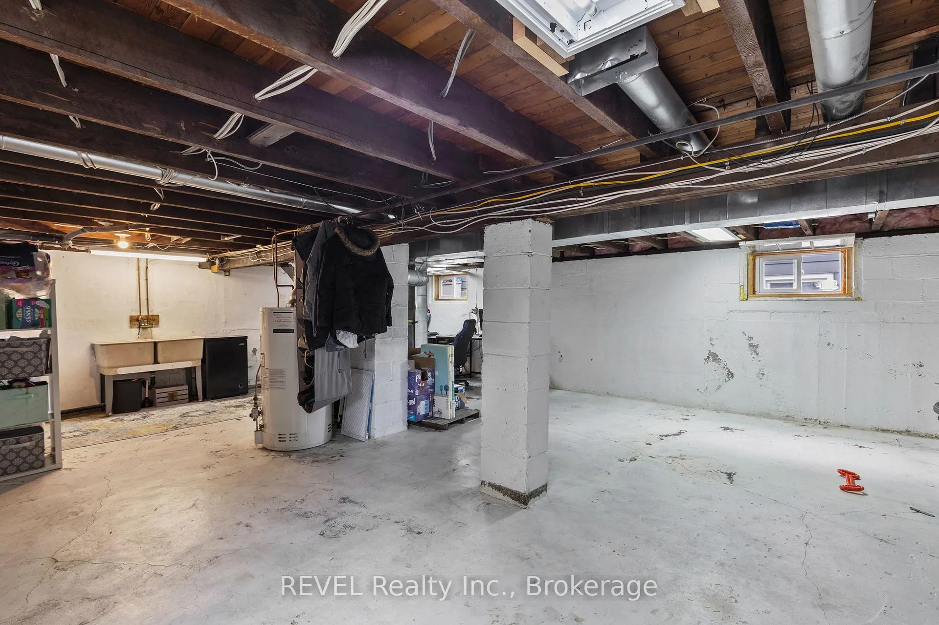 Photo 16 of 45 Mcghie Street, St. Catharines, Downtown — HOMEH