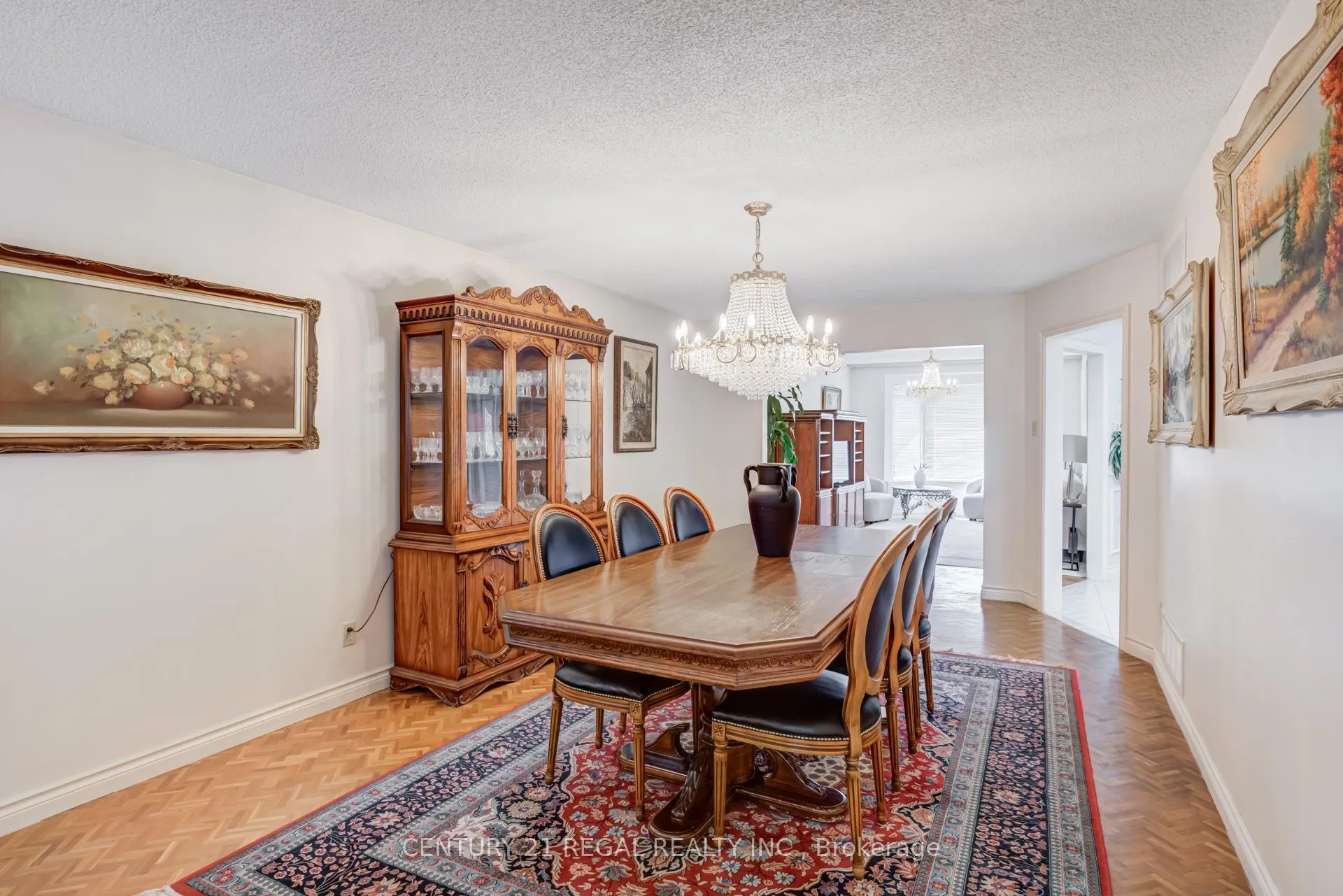 Photo 7 of 52 Ranee Avenue, Toronto, Englemount-Lawrence — HOMEH