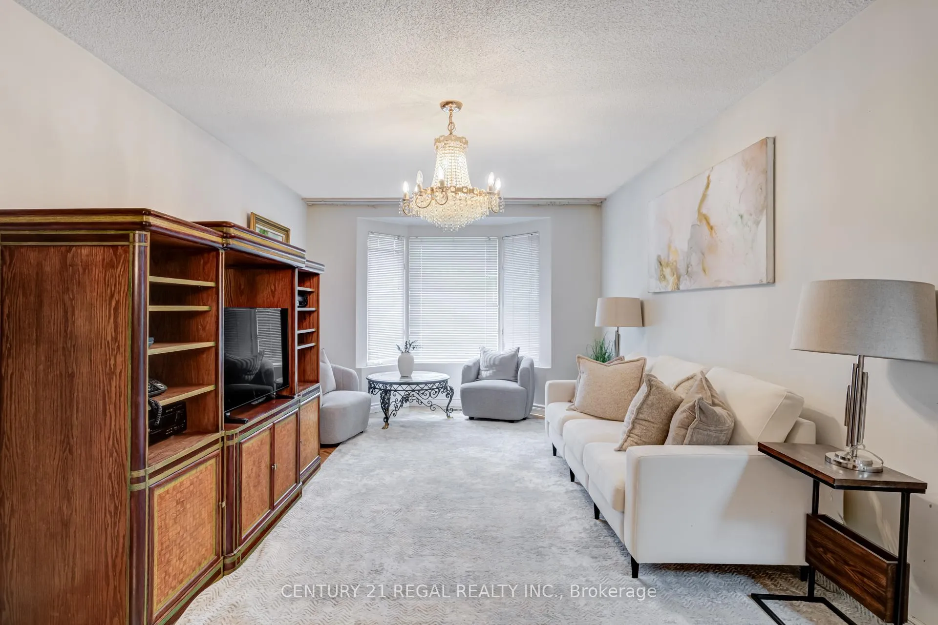 Photo 8 of 52 Ranee Avenue, Toronto, Englemount-Lawrence — HOMEH
