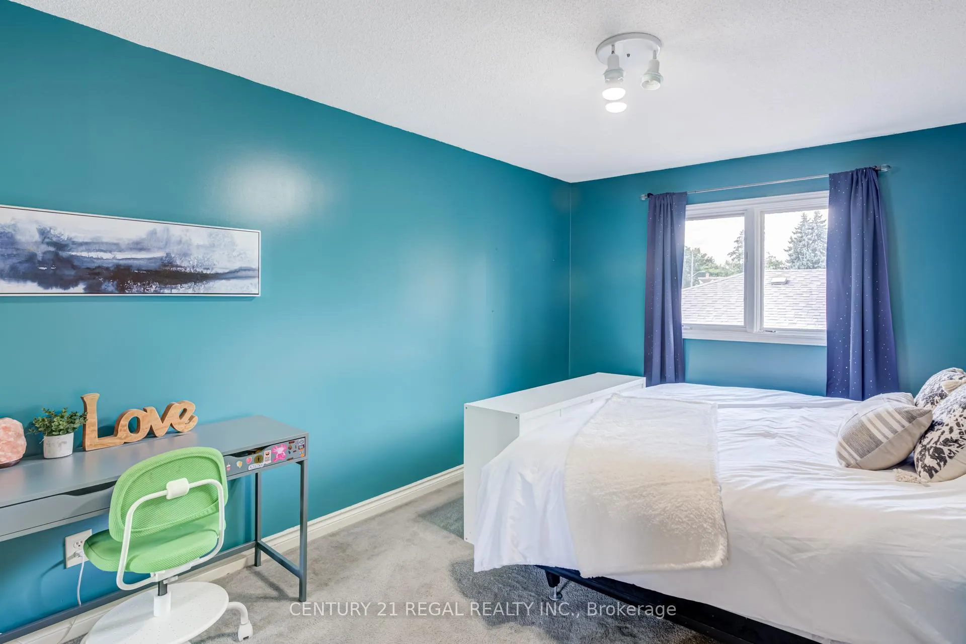 Photo 19 of 52 Ranee Avenue, Toronto, Englemount-Lawrence — HOMEH