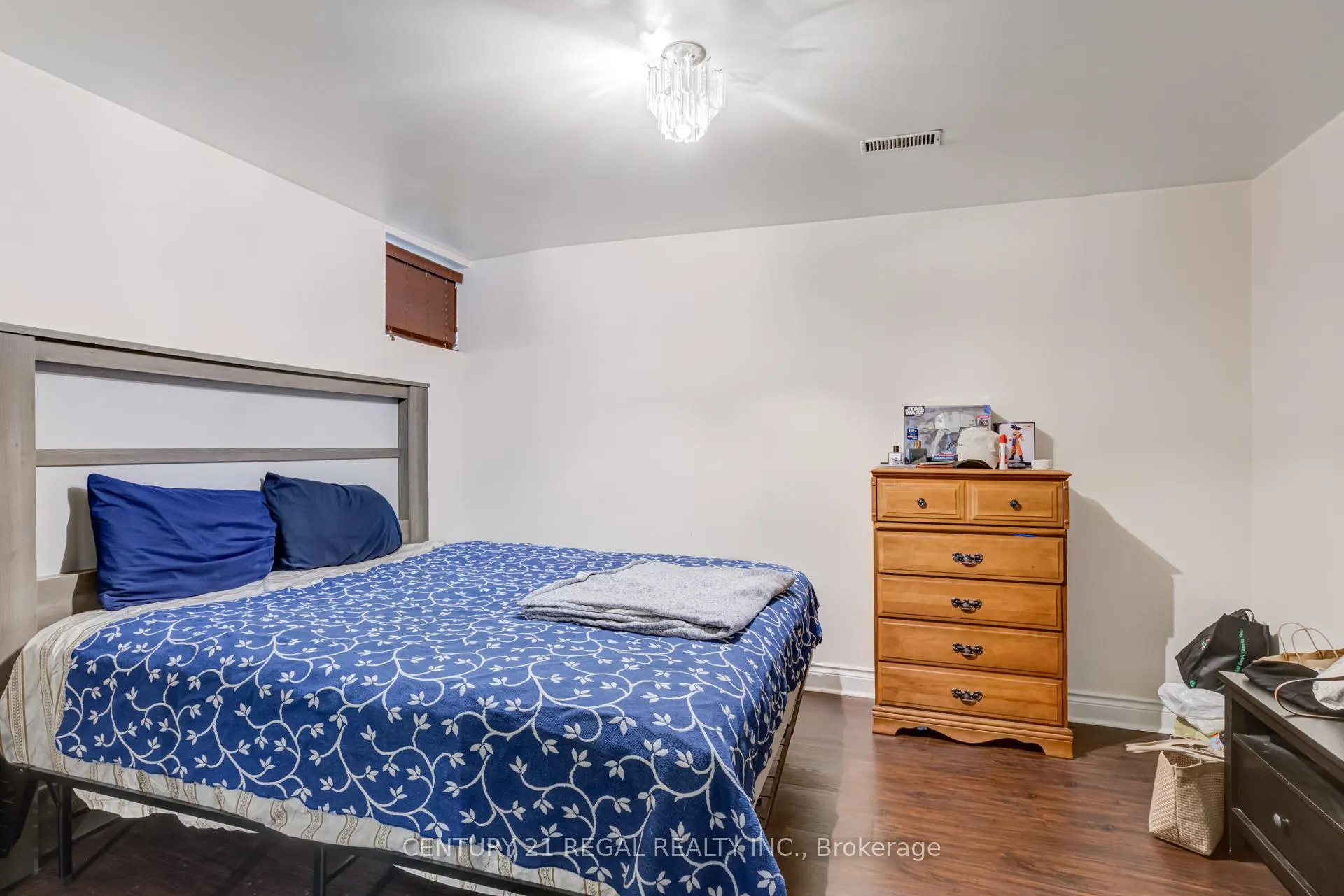 Photo 24 of 52 Ranee Avenue, Toronto, Englemount-Lawrence — HOMEH