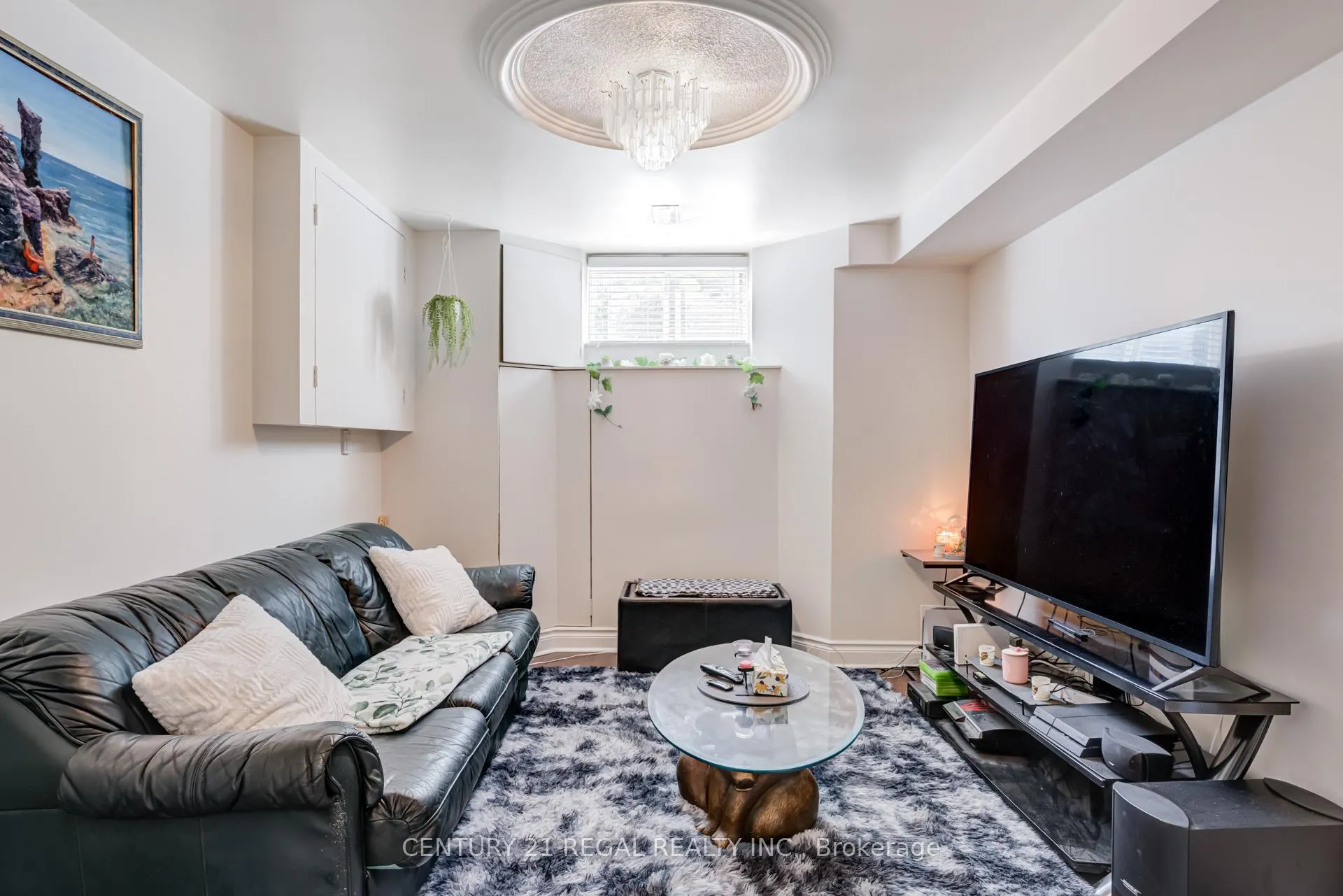 Photo 26 of 52 Ranee Avenue, Toronto, Englemount-Lawrence — HOMEH