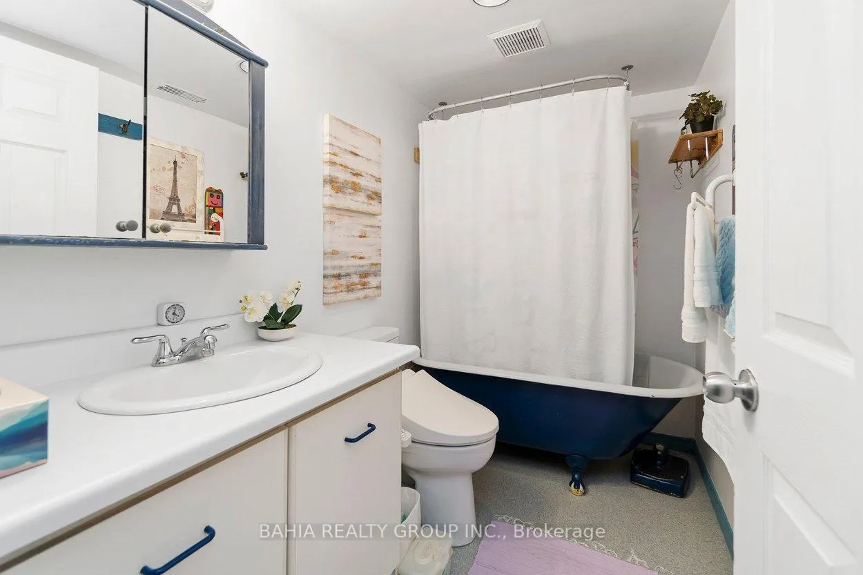 Photo 42 of 55 Parkway Avenue, Toronto, Roncesvalles — HOMEH