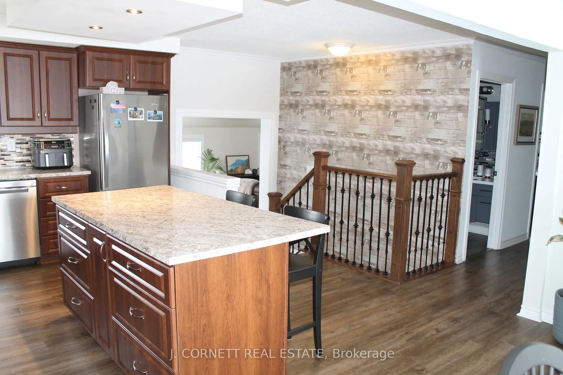 Photo 5 of 1120 Larin Avenue, Cornwall — HOMEH