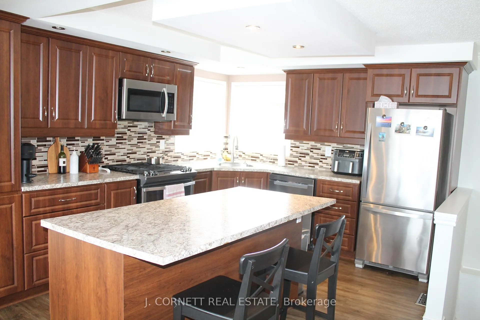 Photo 6 of 1120 Larin Avenue, Cornwall — HOMEH