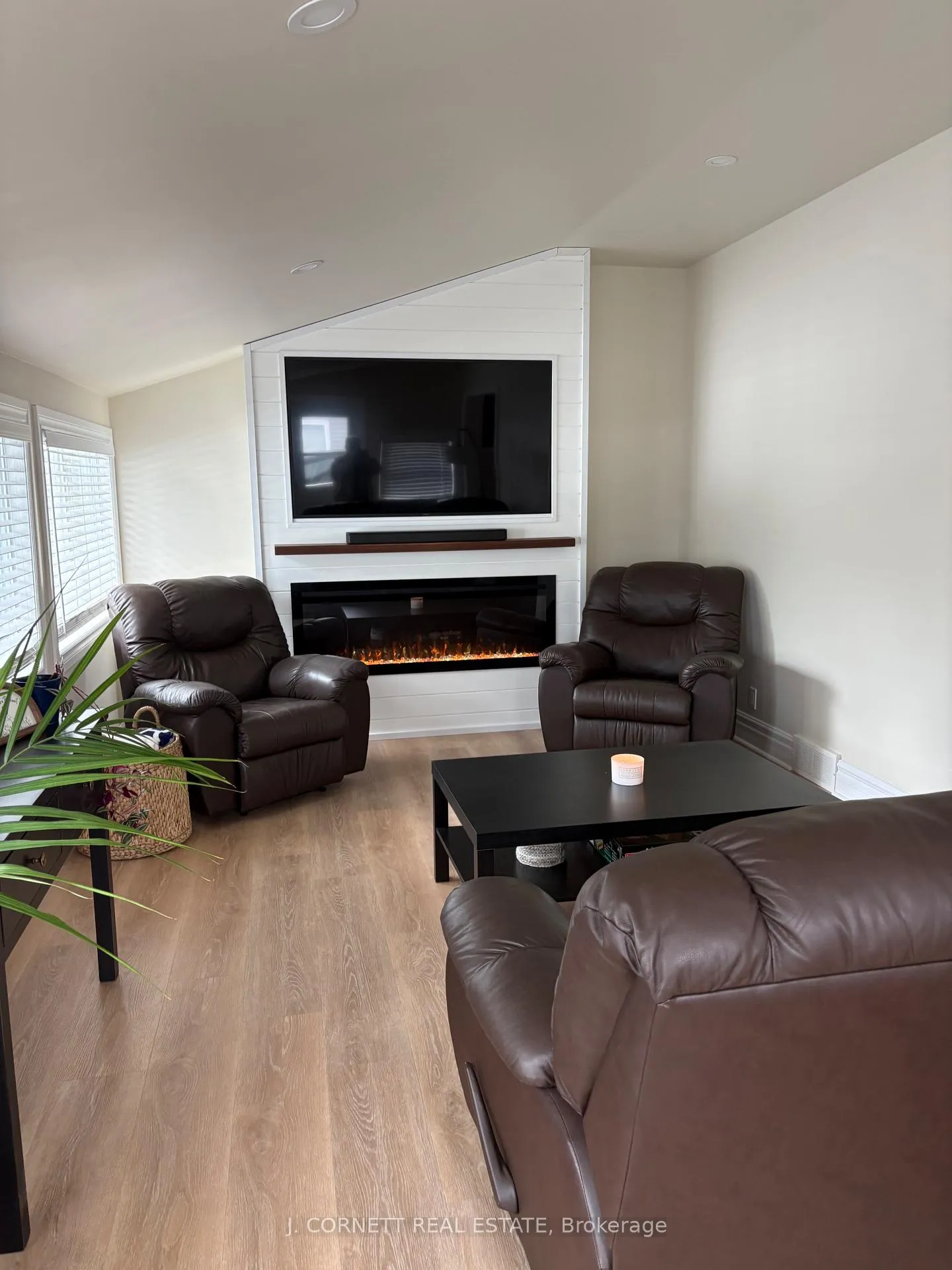 Photo 15 of 1120 Larin Avenue, Cornwall — HOMEH
