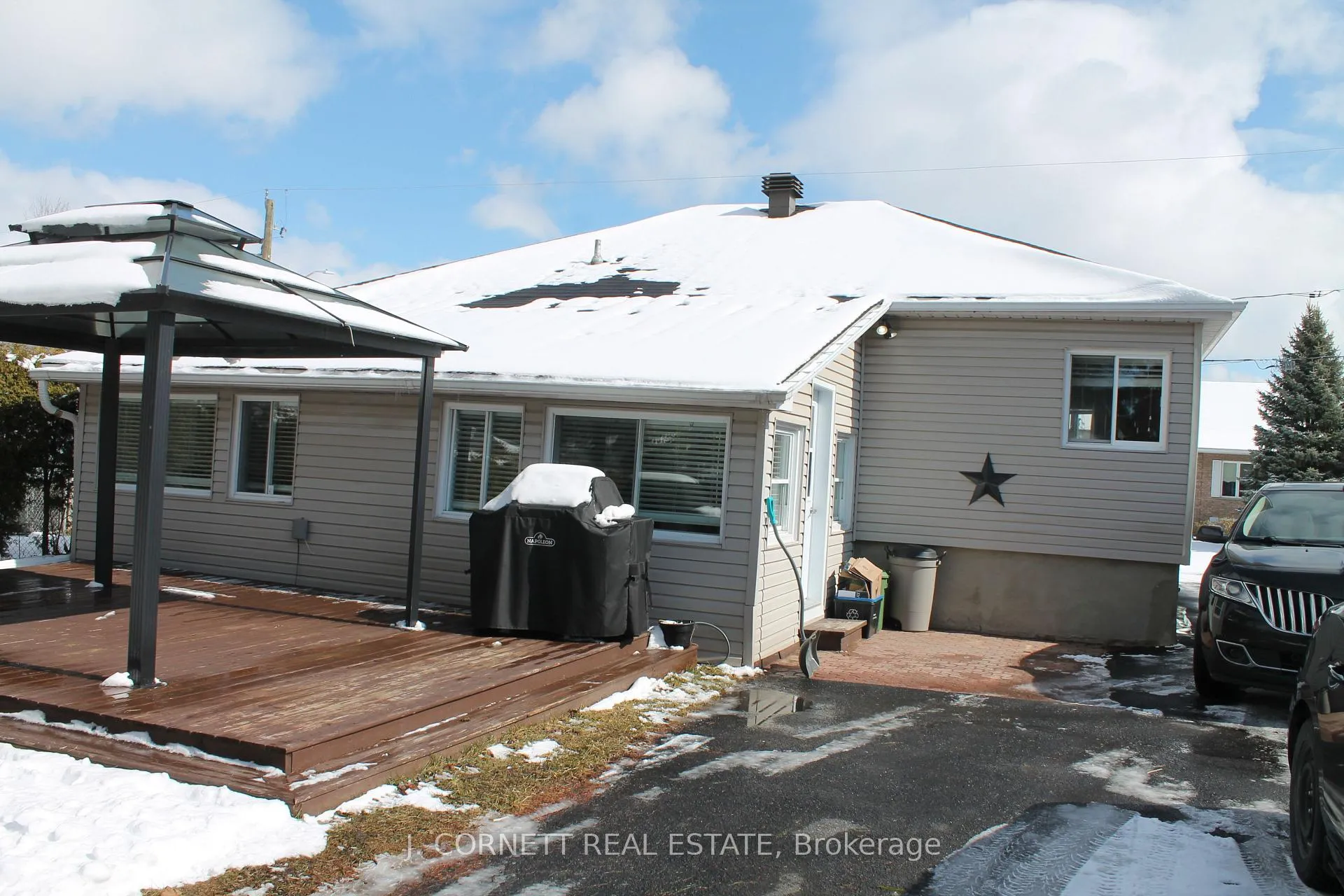 Photo 24 of 1120 Larin Avenue, Cornwall — HOMEH