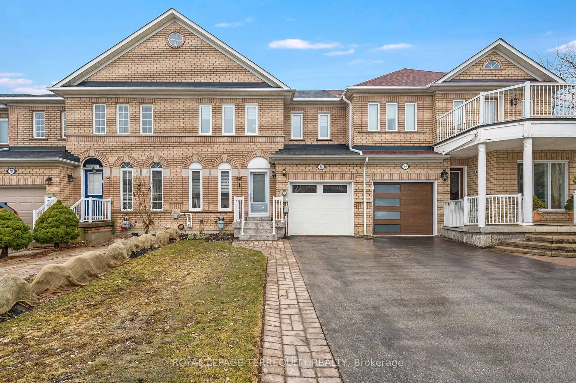 Photo 1 of 82 Timberwolf Crescent, Vaughan, Vellore Village — HOMEH