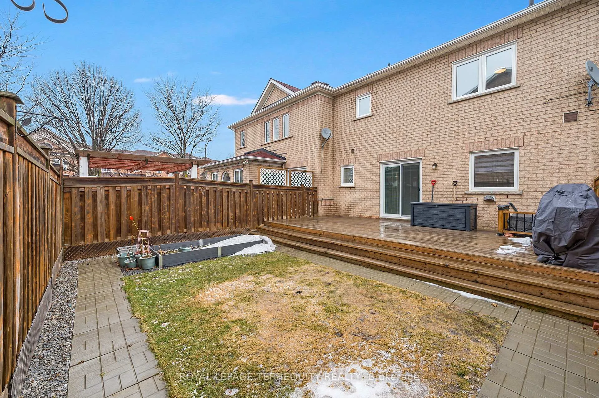 Photo 23 of 82 Timberwolf Crescent, Vaughan, Vellore Village — HOMEH