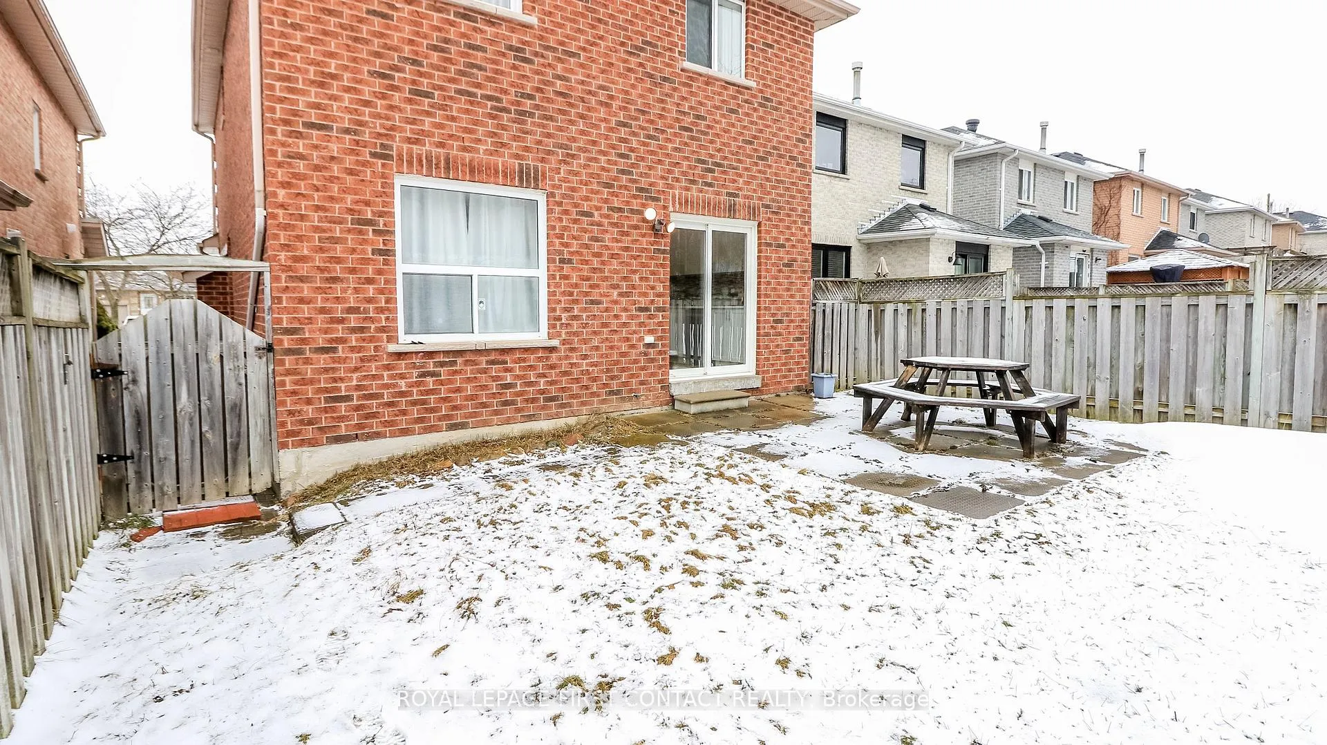 Photo 41 of 28 Violet Street, Barrie, Holly — HOMEH
