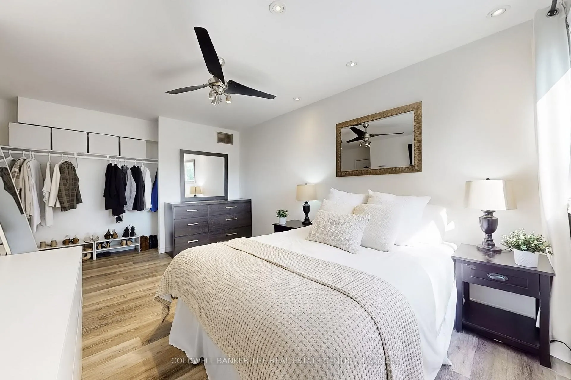 Photo 12 of Unit 195, 195 Milestone Crescent, Aurora, Aurora Village — HOMEH