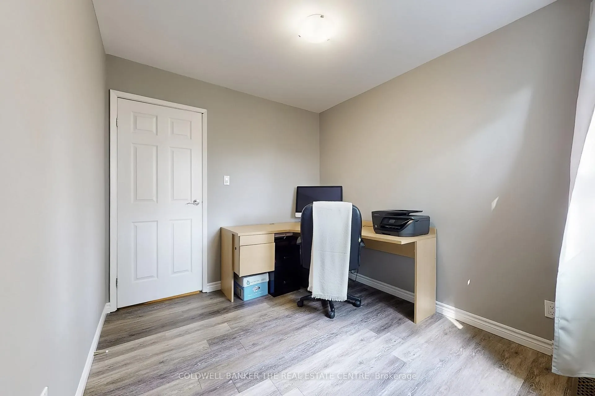 Photo 15 of Unit 195, 195 Milestone Crescent, Aurora, Aurora Village — HOMEH