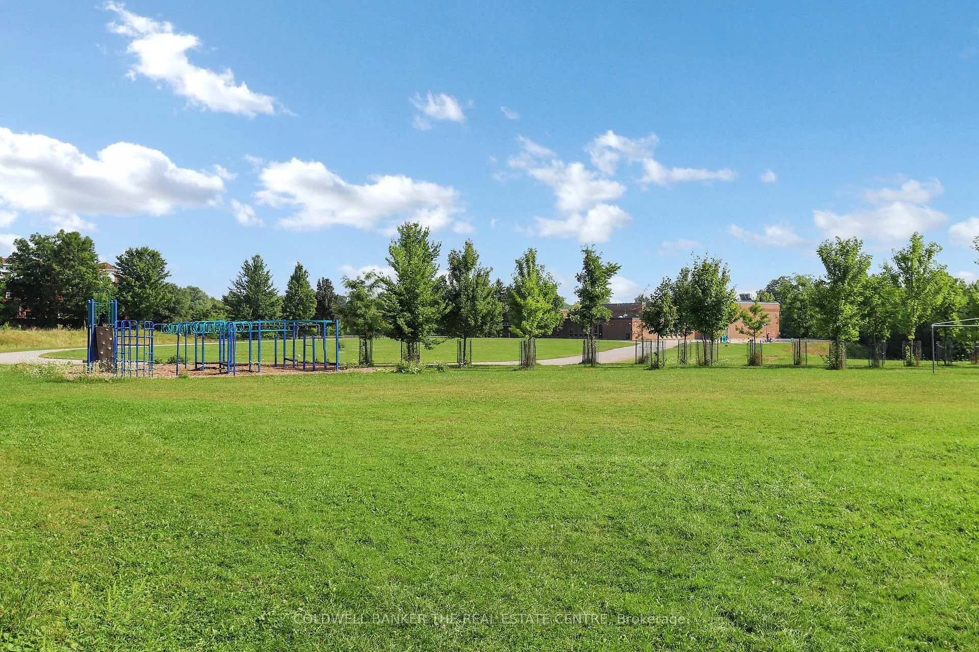 Photo 35 of Unit 195, 195 Milestone Crescent, Aurora, Aurora Village — HOMEH