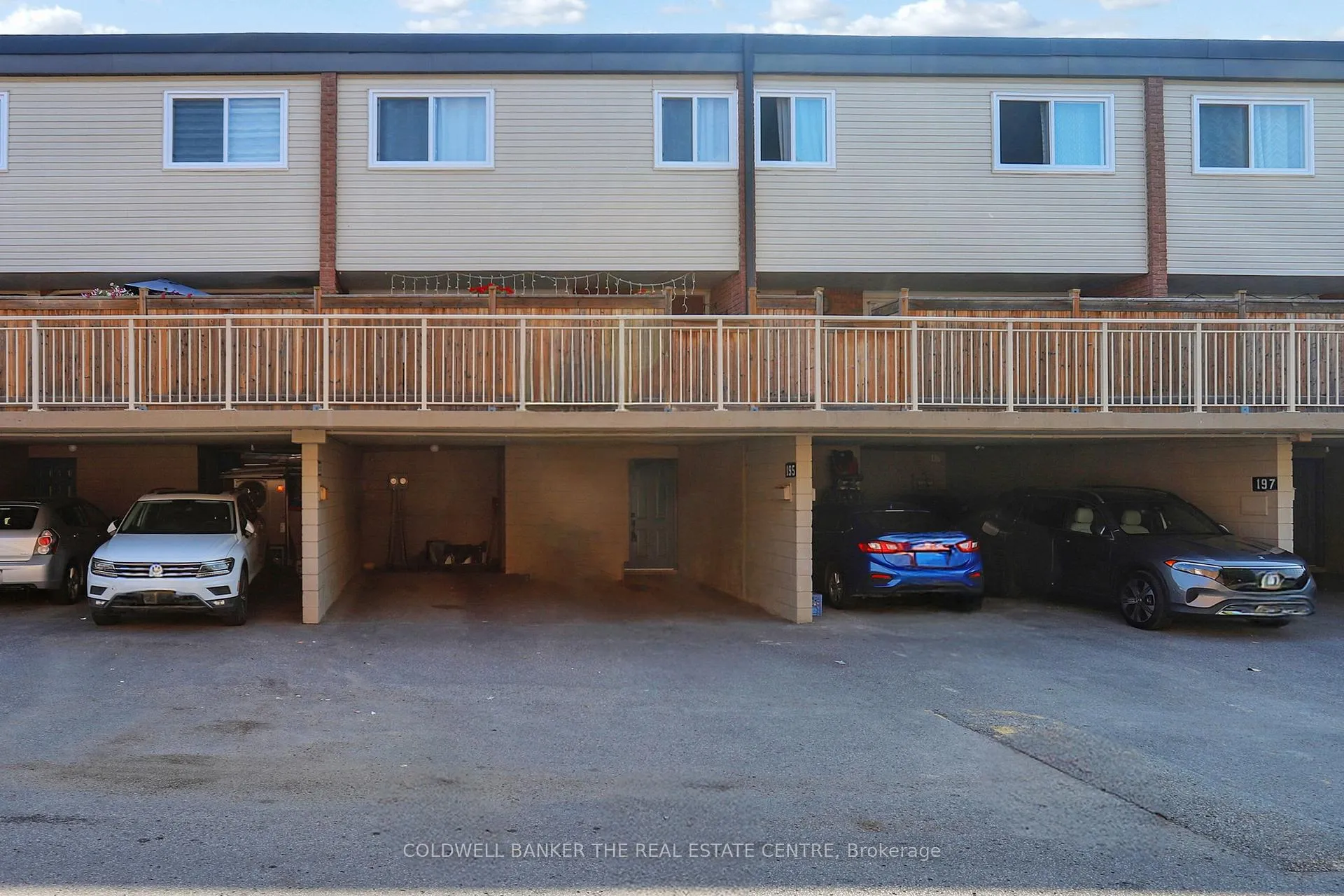Photo 37 of Unit 195, 195 Milestone Crescent, Aurora, Aurora Village — HOMEH