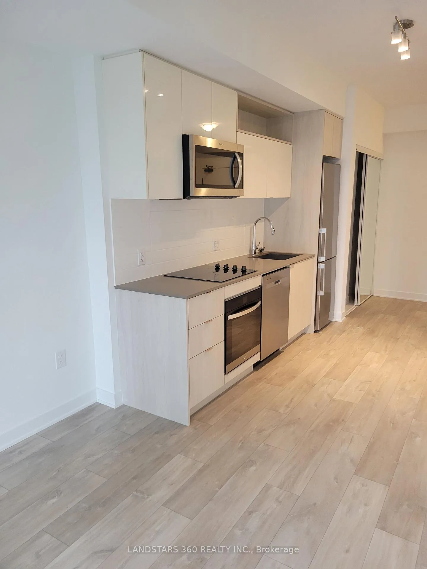 Photo 6 of Unit 1609, 100 Dalhousie Street, Toronto, Church-Yonge Corridor — HOMEH