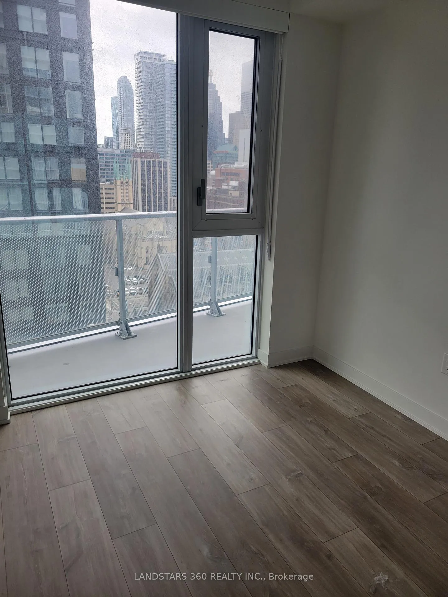 Photo 8 of Unit 1609, 100 Dalhousie Street, Toronto, Church-Yonge Corridor — HOMEH