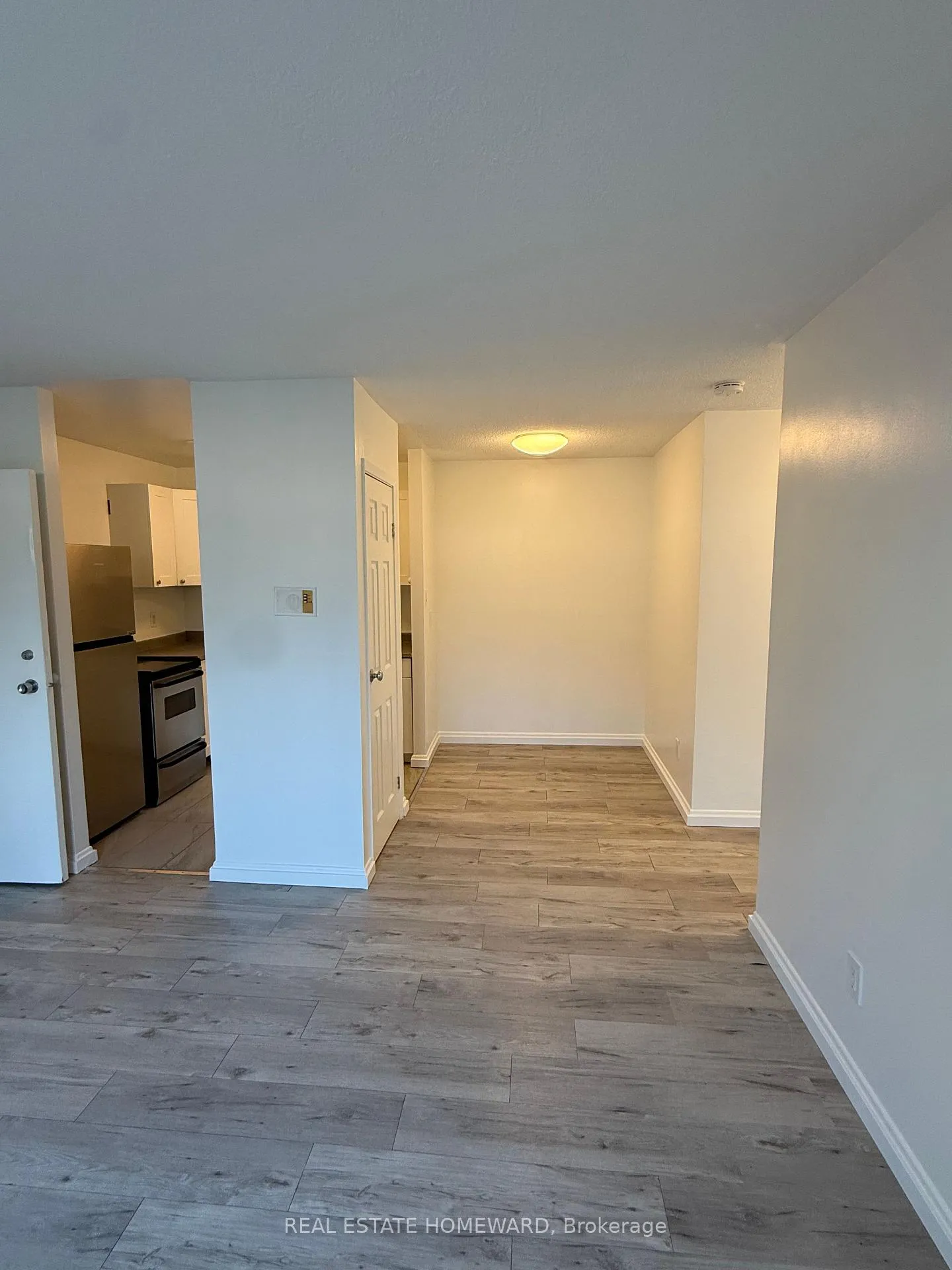 Photo 3 of Unit 105, 158 Main Street, Toronto, East End-Danforth — HOMEH